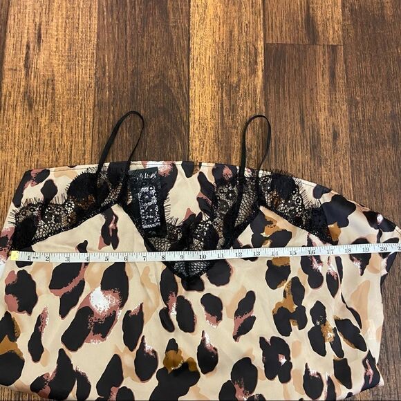 Nastygal print lace trim cami - Picture 5 of 7